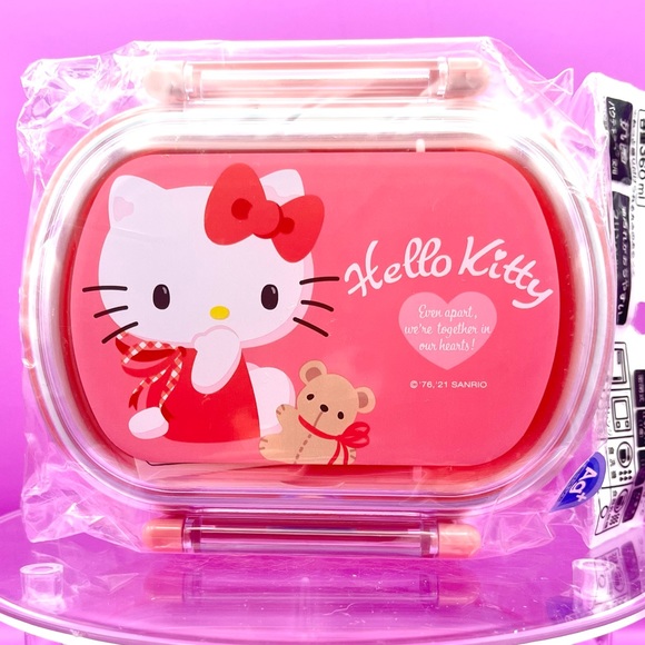 Sanrio Hello Kitty Teddy Bear Series Bento Box with matching Chopsticks - Picture 3 of 11
